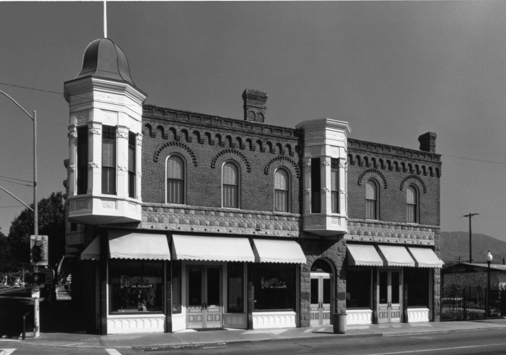 Black and white photo of the Union Oil Company Building in Santa Paula showcasing its design.