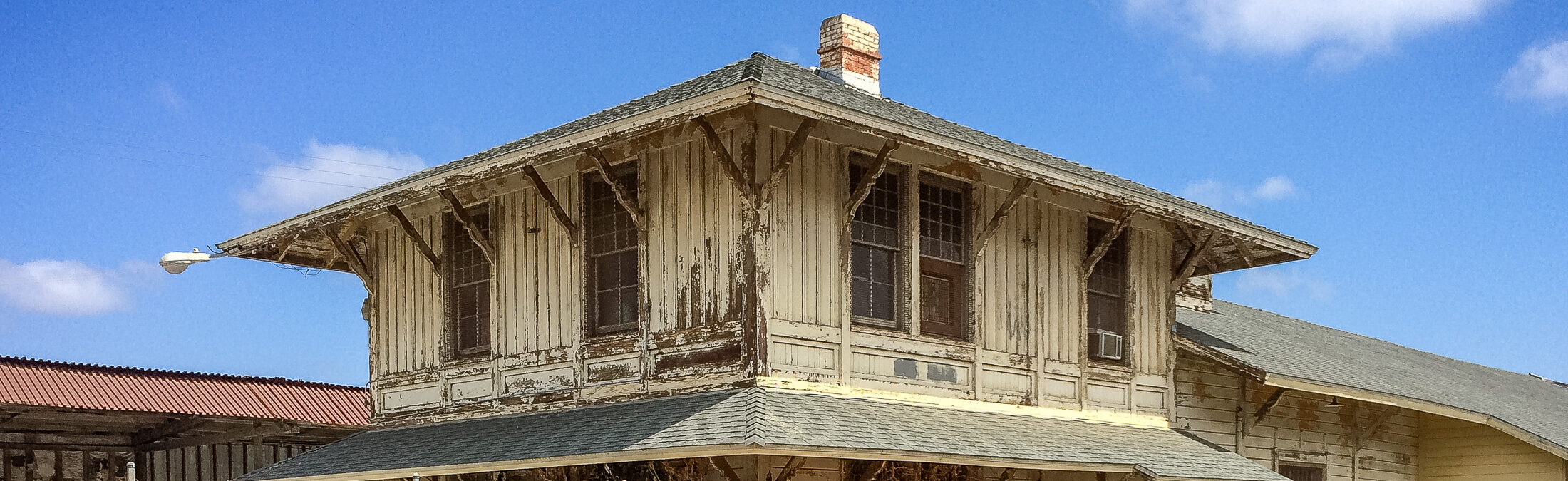 Saticoy Southern Pacific Railroad Depot, vacant and worn-down building.